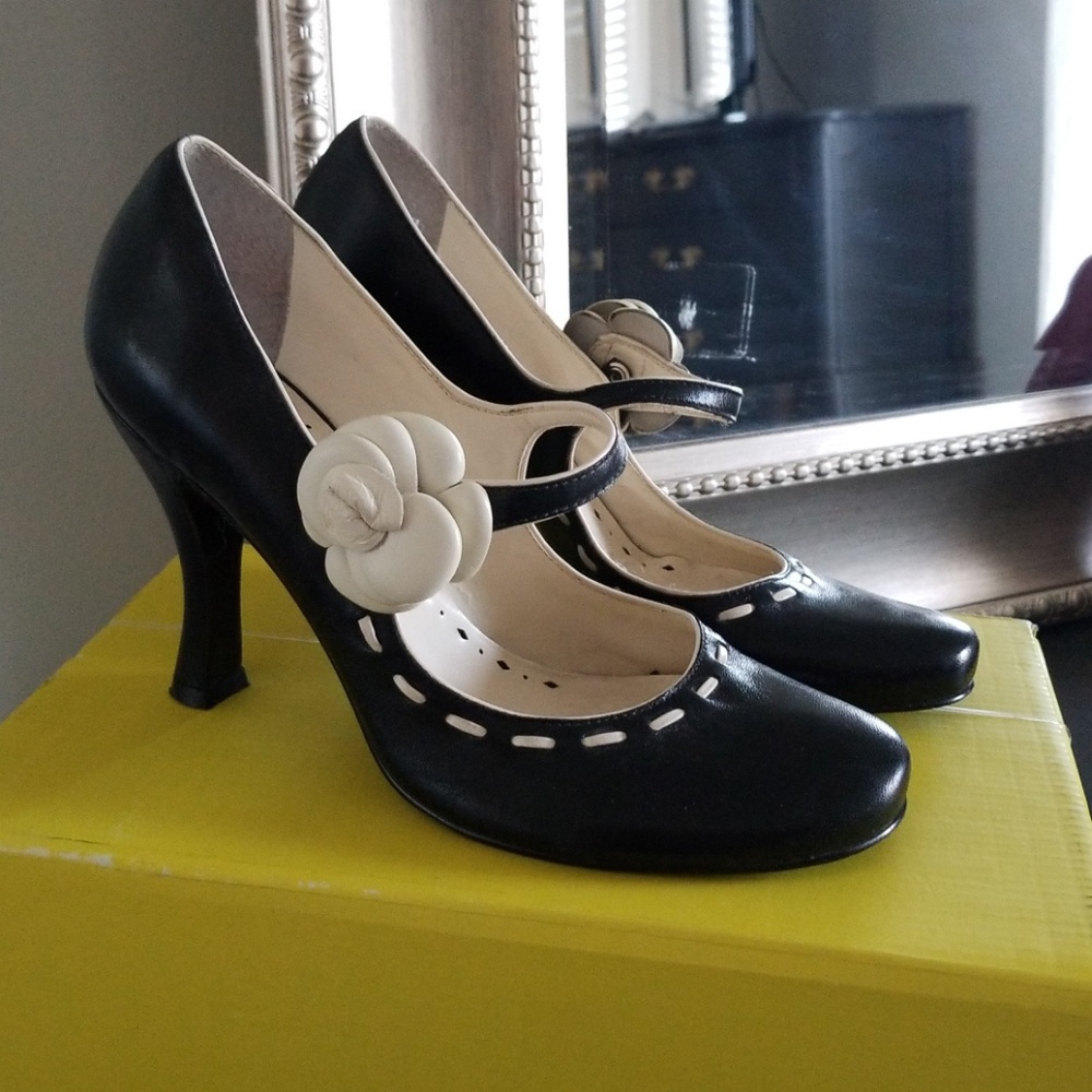 BCBGirls Vintage Style Mary Jane